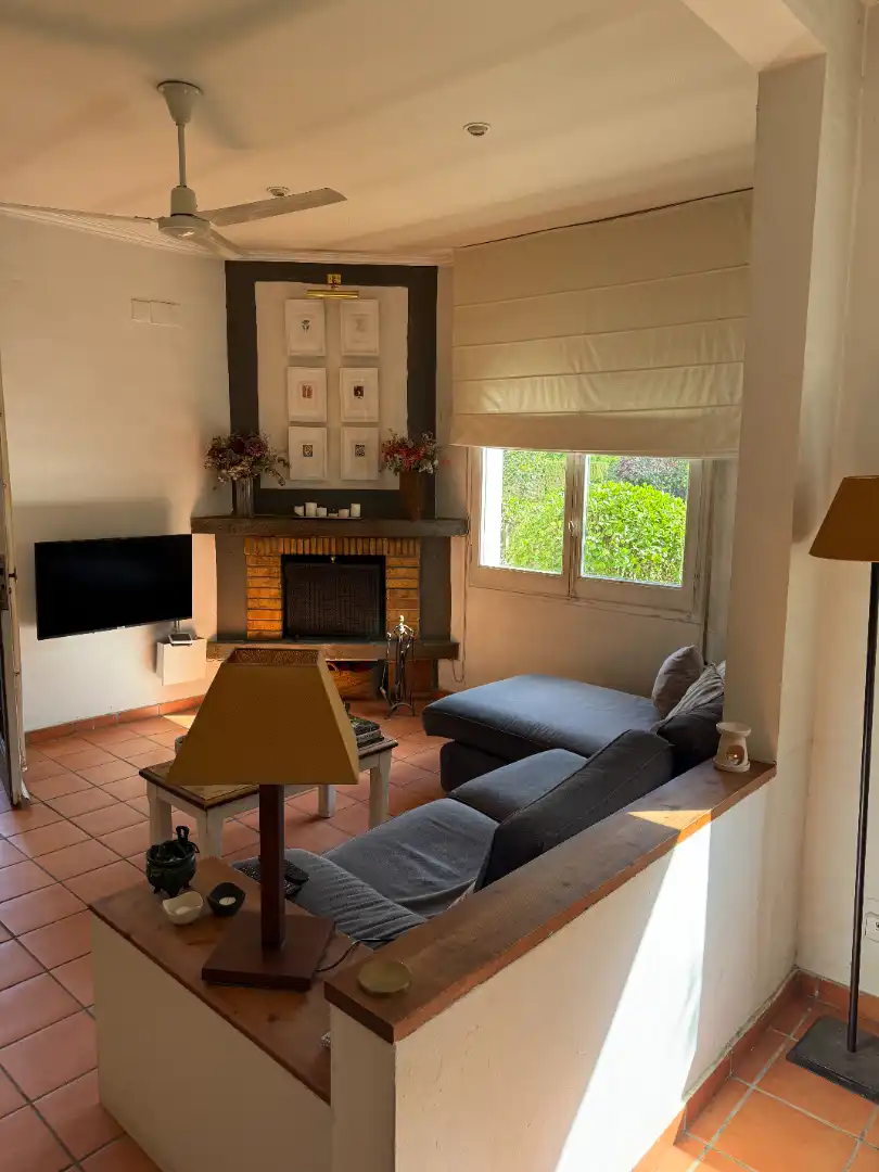 Wohnzimmer von Haus oder Chalet zum Verkauf in Sant Cugat del Vallès mit Privatgarten und Abstellraum