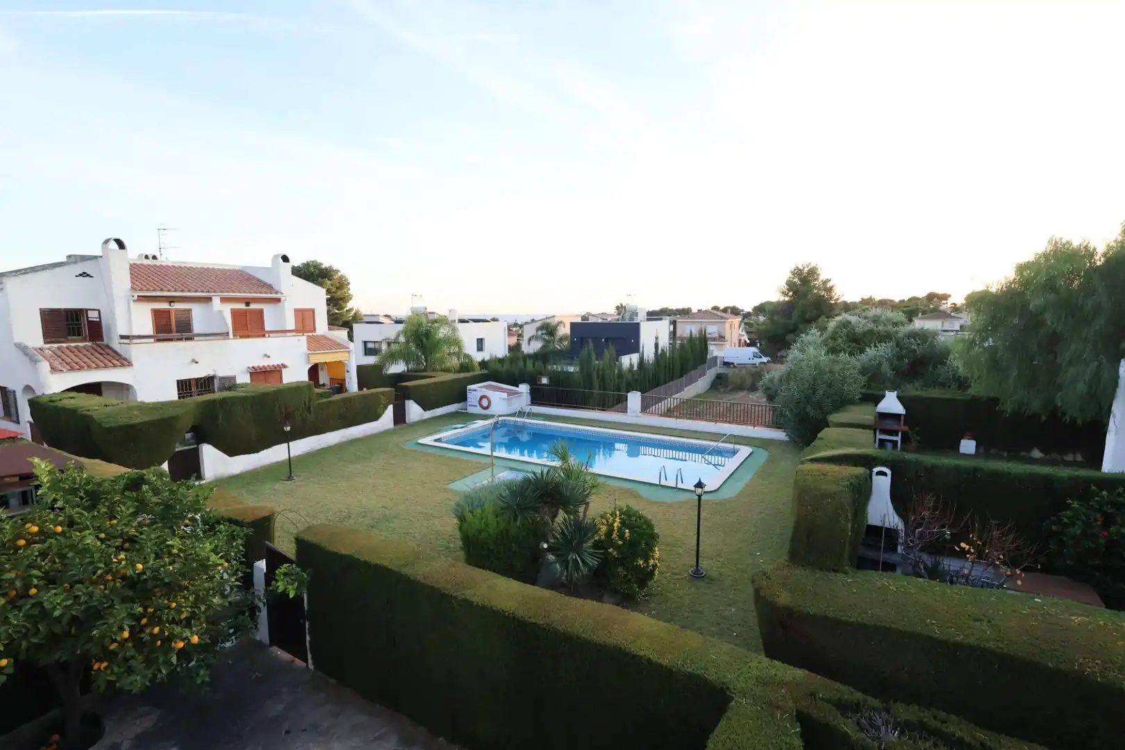 Jardí de Casa o xalet en venda en Cunit amb Jardí privat, Terrassa i Piscina comunitària