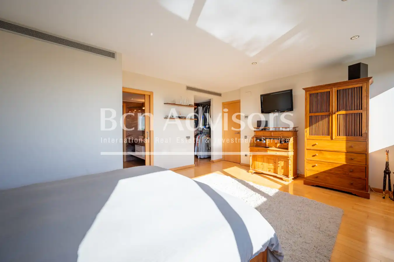 Habitación de Casa o chalet en venta en Barcelona con Aire acondicionado, Calefacción y Jardín privado