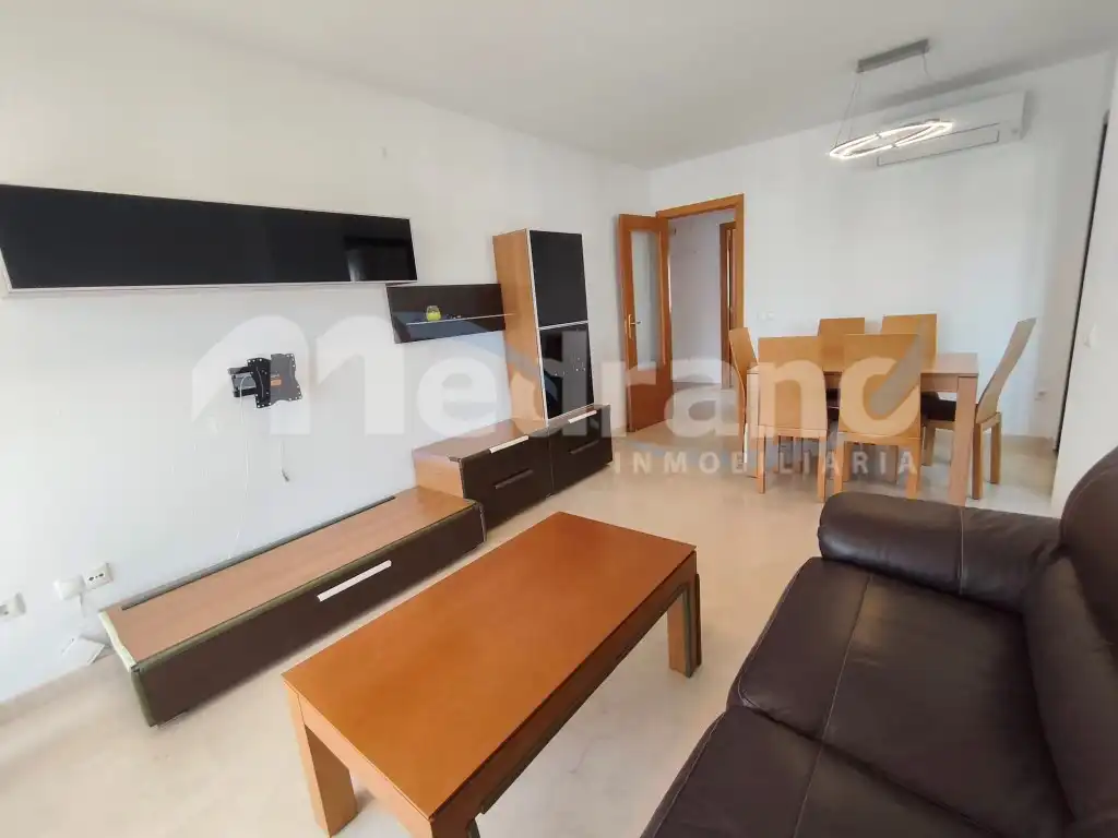 Sala de estar de Piso en venta en Villajoyosa / La Vila Joiosa con Aire acondicionado, Calefacción y Jardín privado