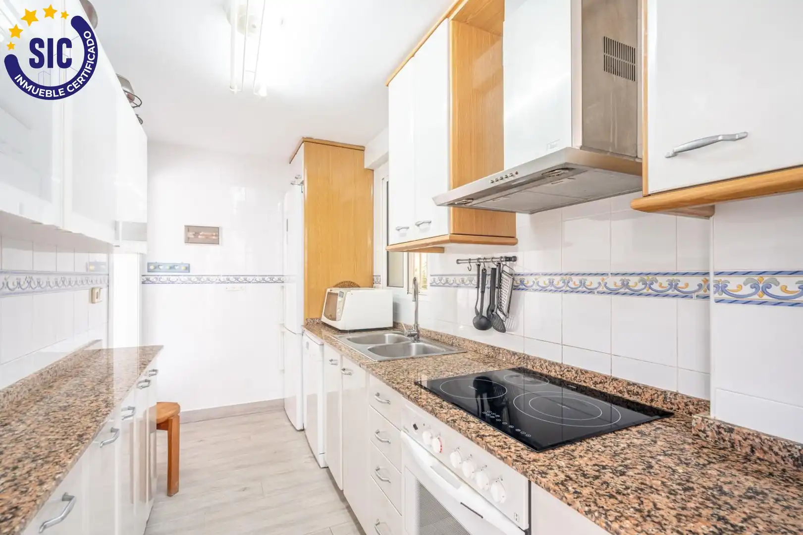 Kitchen of Apartments for sale in Valencia  with Air Conditioner, Heating and Private garden