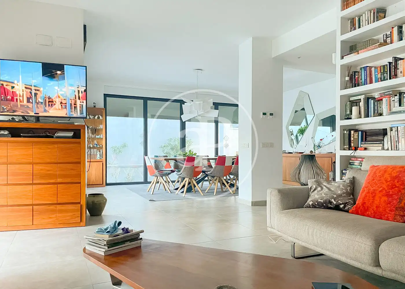 Living room of Houses for sale in Madrid  with Air Conditioner, Heating and Private garden