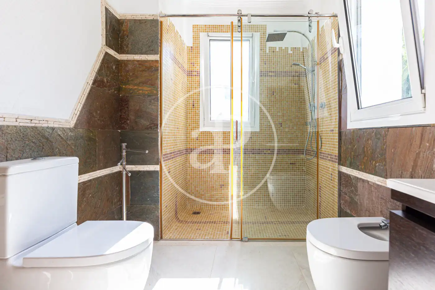 Baño de Piso de alquiler en Calvià con Aire acondicionado, Calefacción y Jardín privado