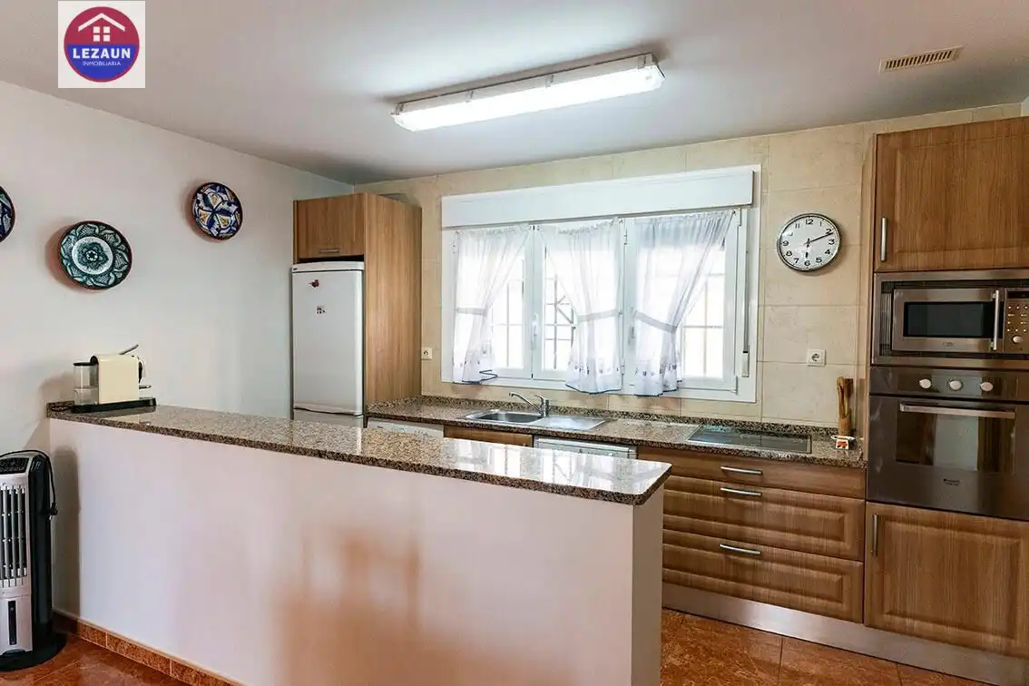 Cocina de Casa o chalet en venta en Marcilla con Jardín privado y Amueblado