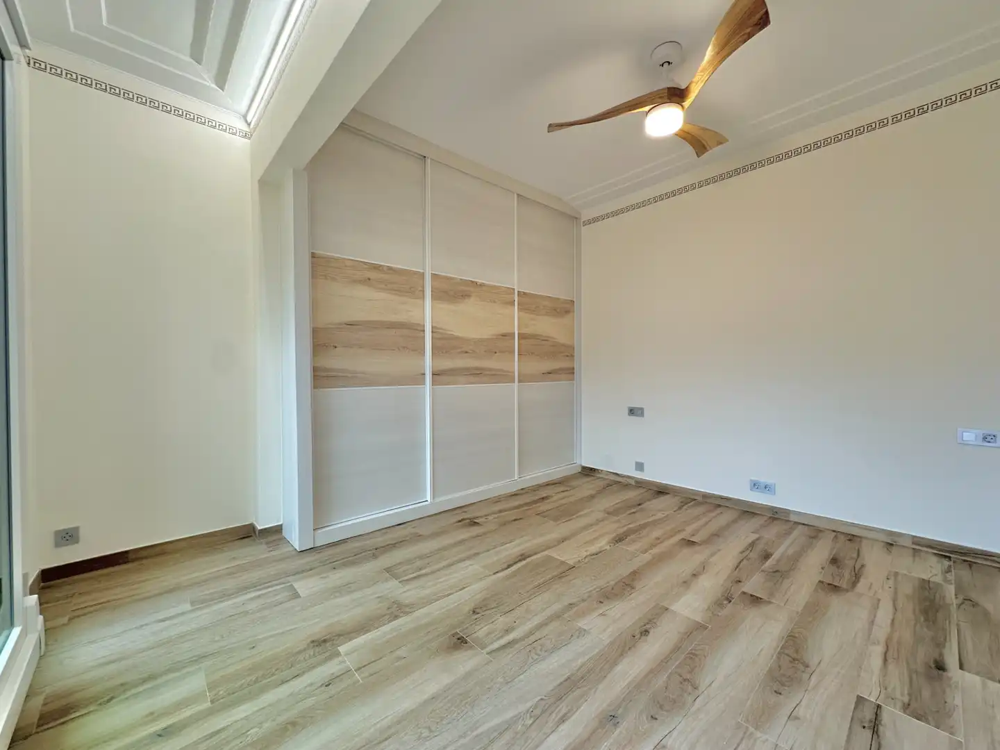 Habitación de Ático en venta en Barcelona con Aire acondicionado, Calefacción y Terraza