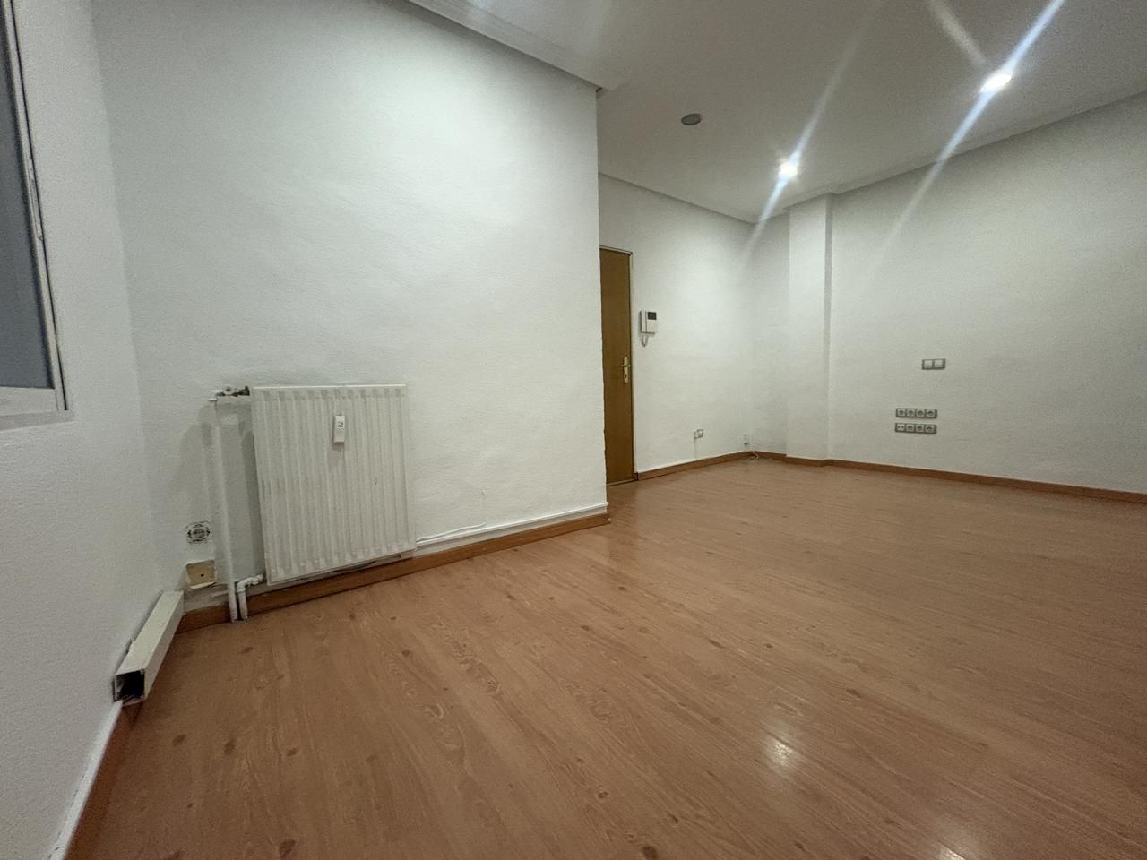 Planta baixa de lloguer en  Madrid Capital amb Calefacció