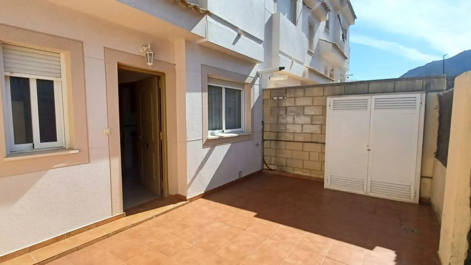 Houses for sale in Calle Calle ESCRITOR VINTILA HORIA,