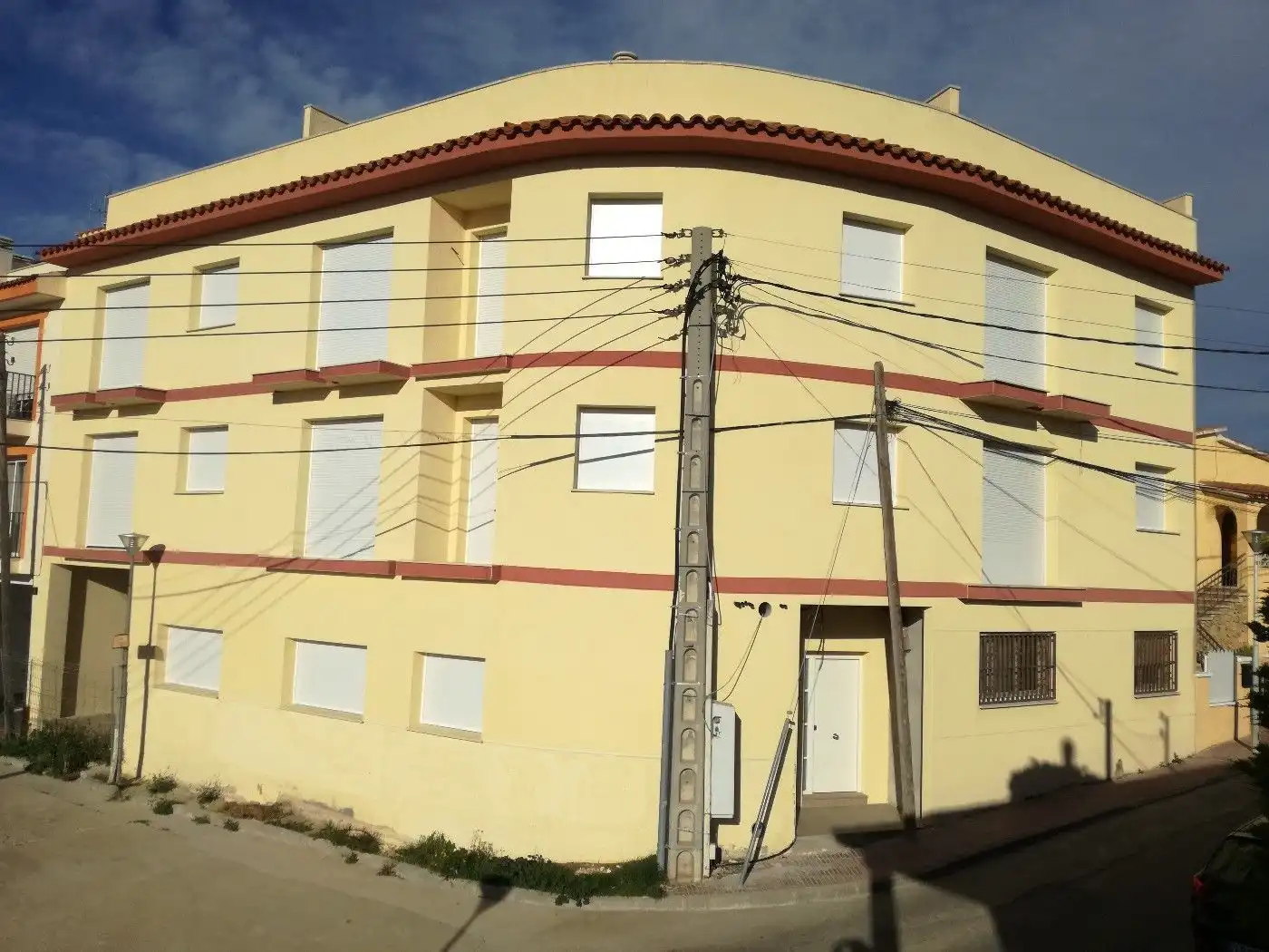 Vista exterior de Pis en venda en Roda de Berà amb Calefacció i Traster
