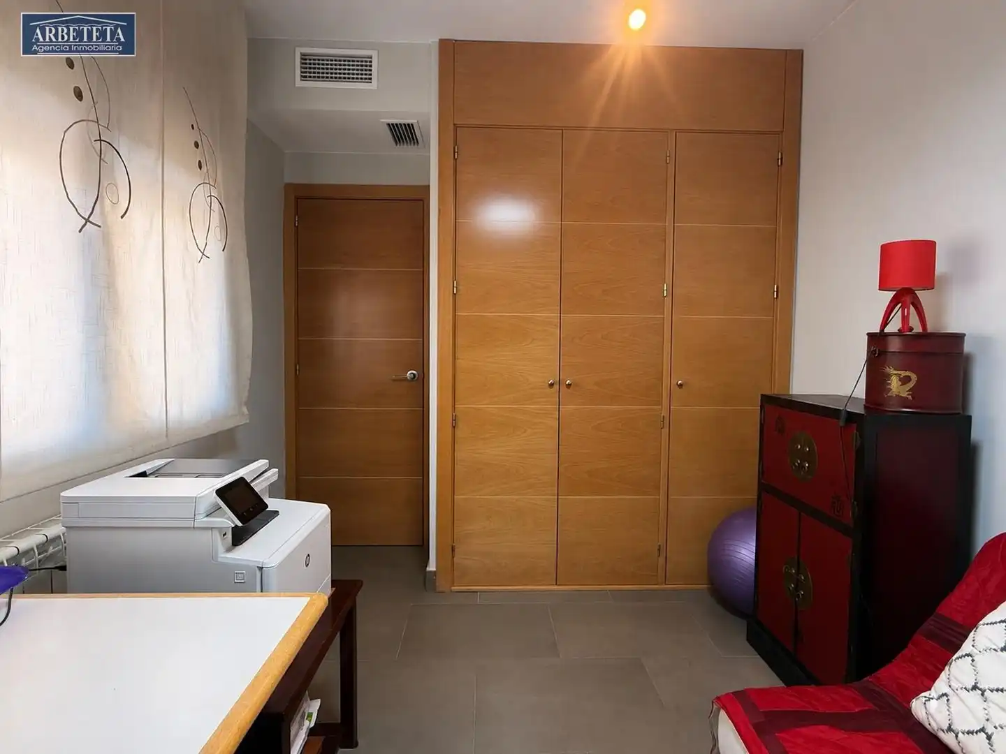 Habitación de Casa adosada en venta en Yebes con Aire acondicionado, Calefacción y Terraza