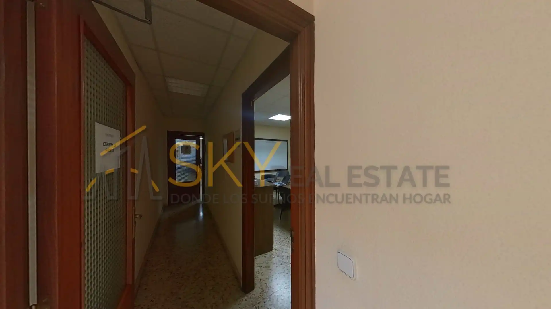 Nave industrielle avec ascenseur à vendre à Polígono de las Monjas, imagen 23