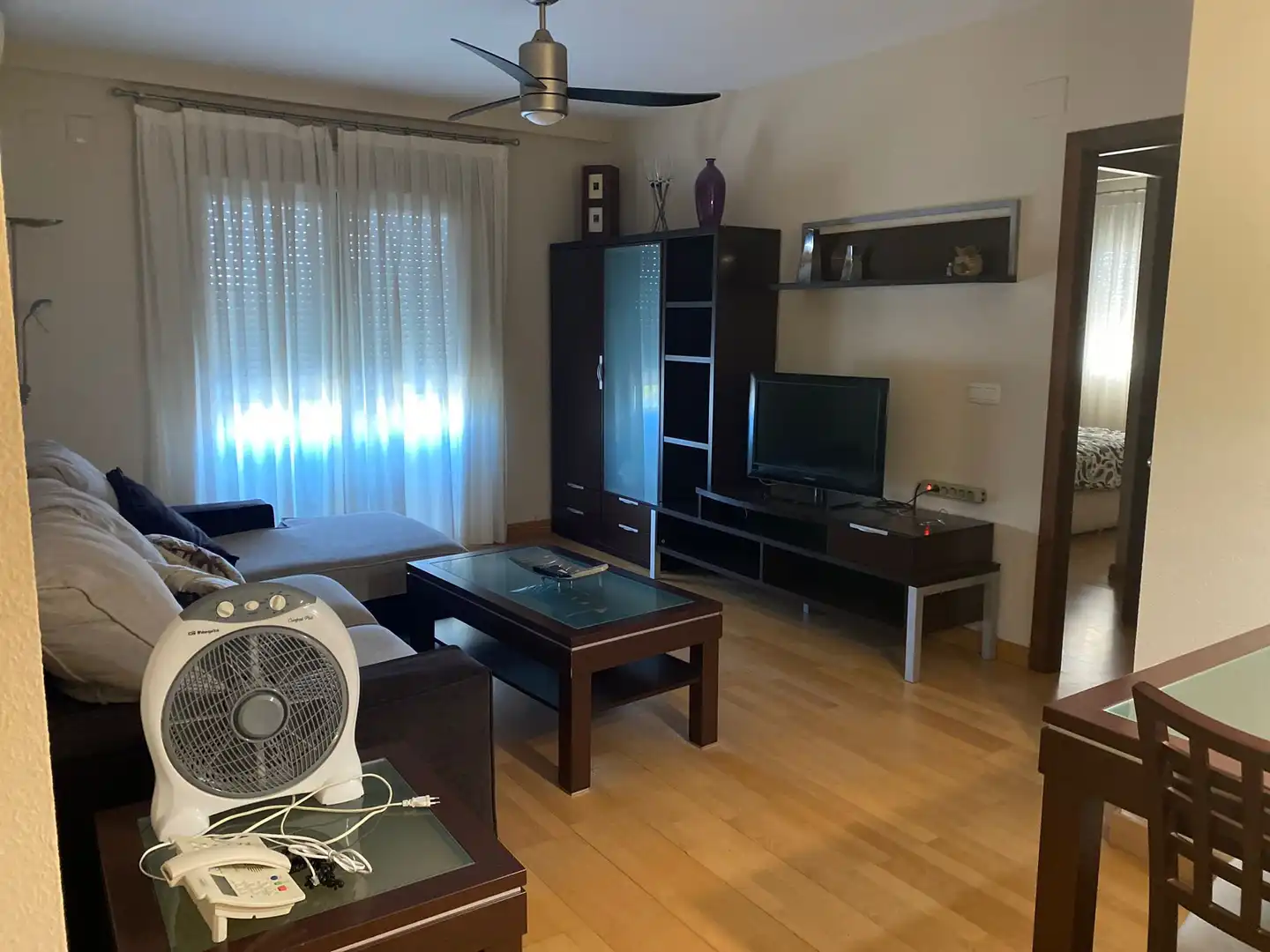Sala de estar de Piso de alquiler en Mairena del Aljarafe con Aire acondicionado y Amueblado