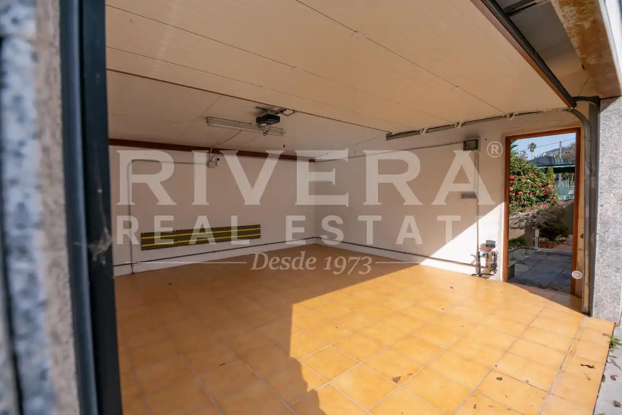 Casa adosada en venta en Sanxenxo con Calefacción, Jardín privado y Terraza