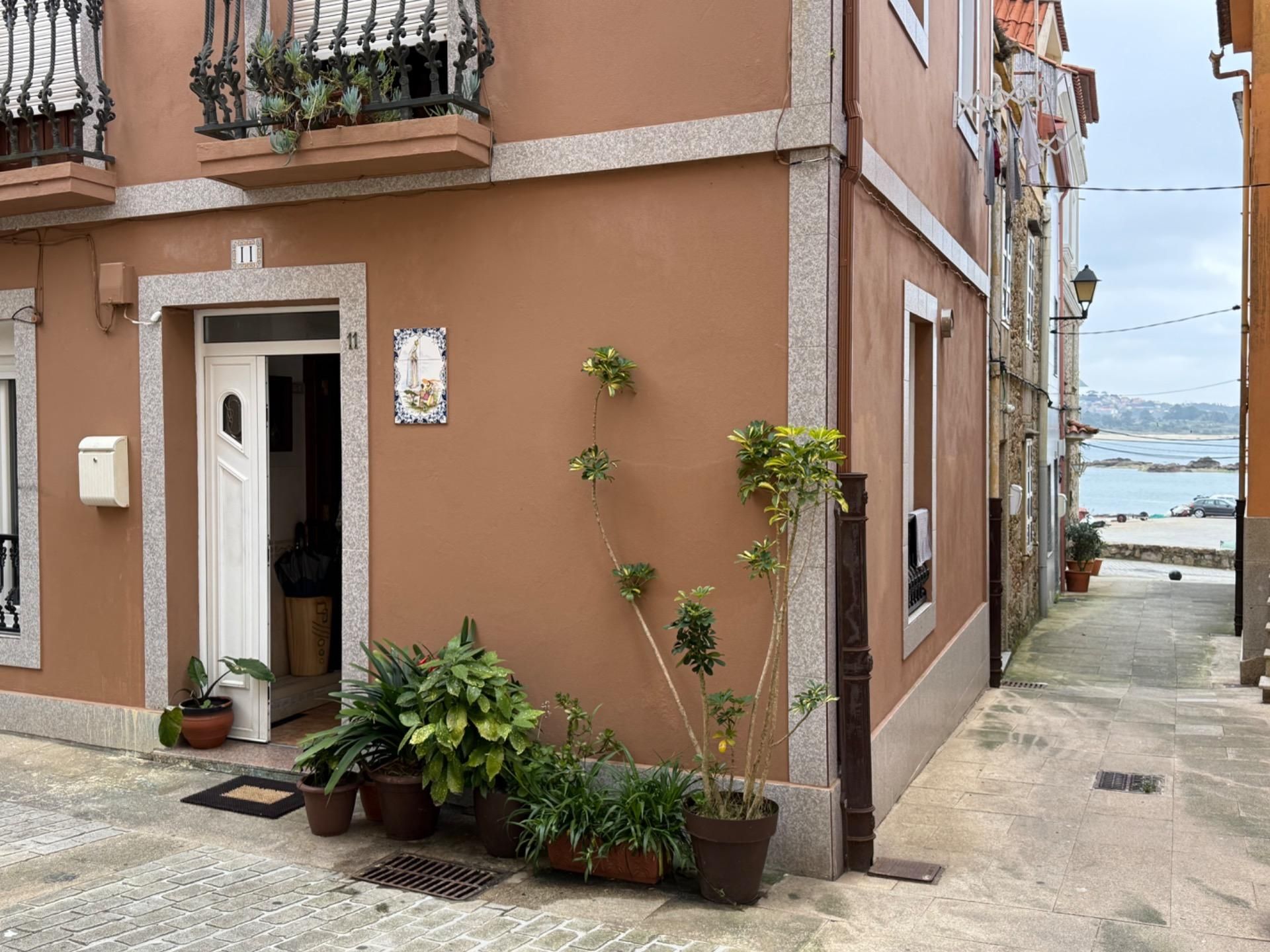 Exterior view of Houses for sale in Ribeira  with Storage room and Furnished