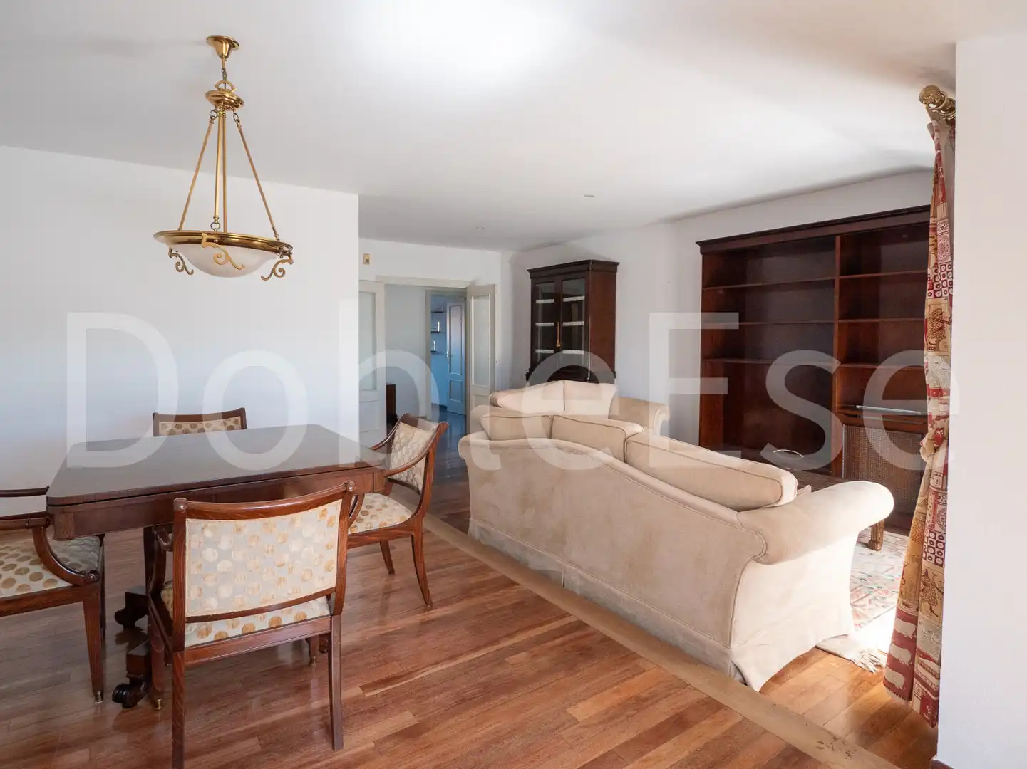 Sala de estar de Ático de alquiler en Gijón  con Calefacción, Jardín privado y Parquet
