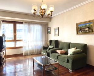 Living room of Flat for sale in Elgoibar  with Heating, Parquet flooring and Oven