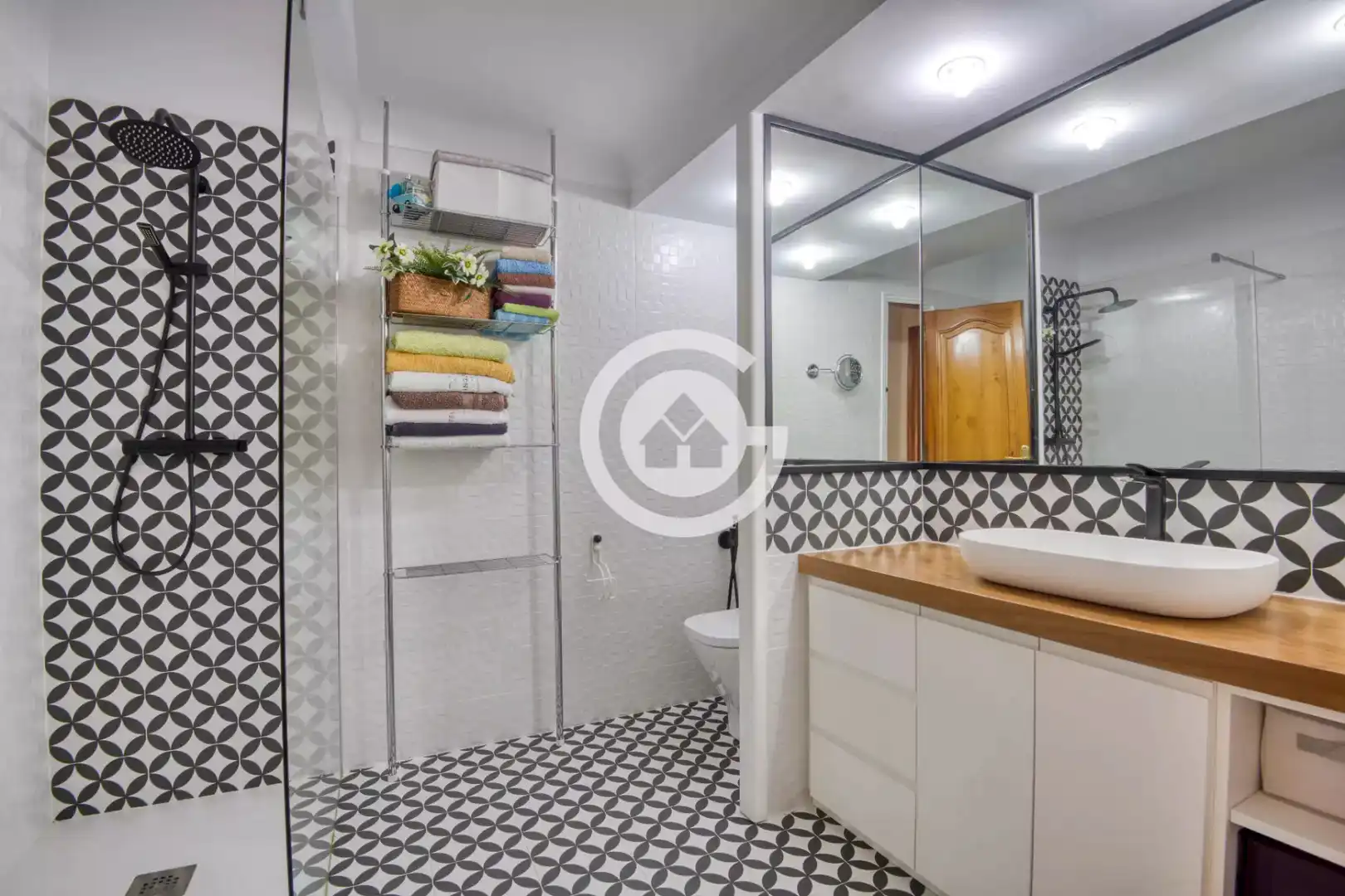 Baño de Casa adosada en venta en Palafrugell con Calefacción, Parquet y Terraza