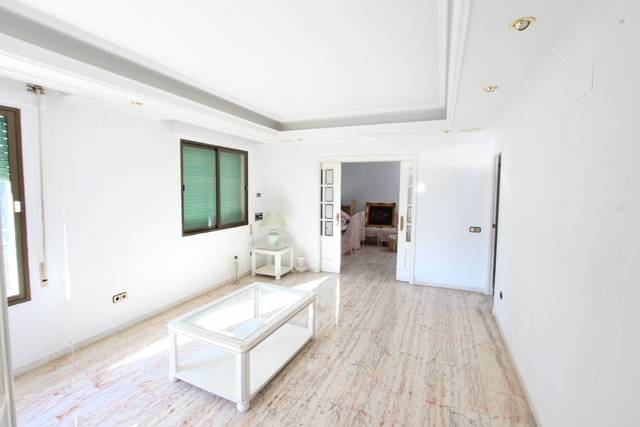 Piso en Venta en Plaza Pepe Hillo en San Pablo