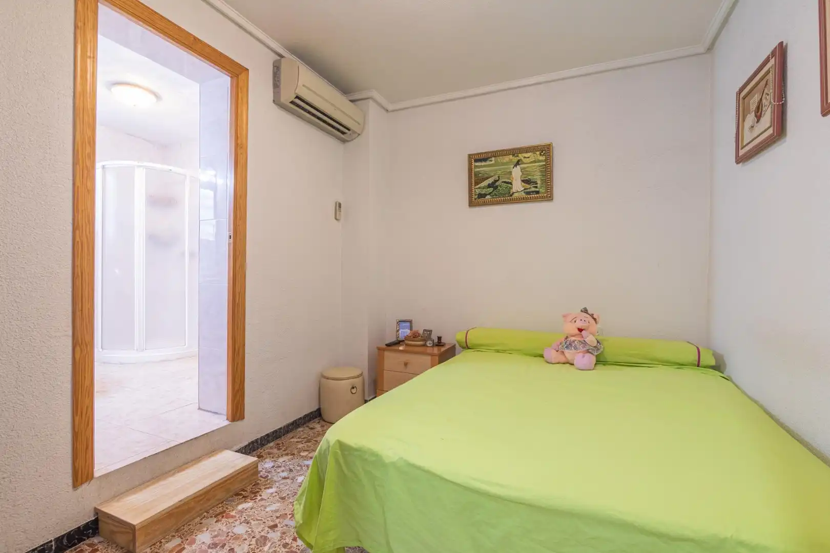 Schlafzimmer von Einfamilien-Reihenhaus zum Verkauf in Elche / Elx mit Klimaanlage, Terrasse und Balkon