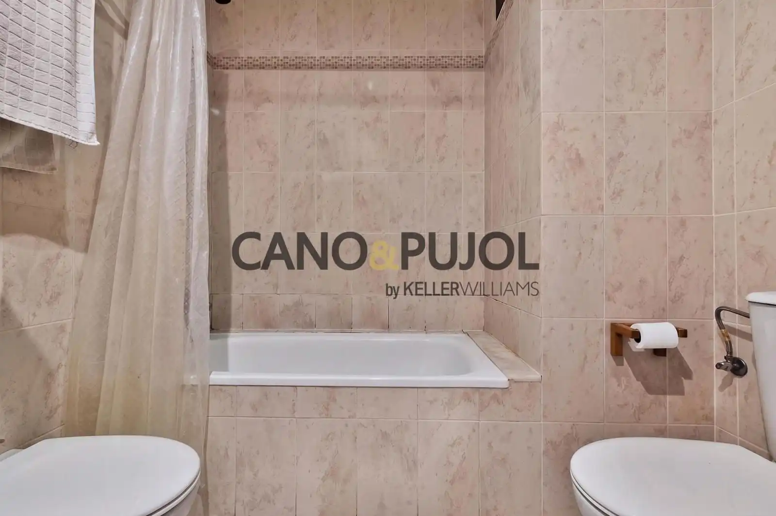 Baño de Piso en venta en Rubí con Calefacción y Terraza