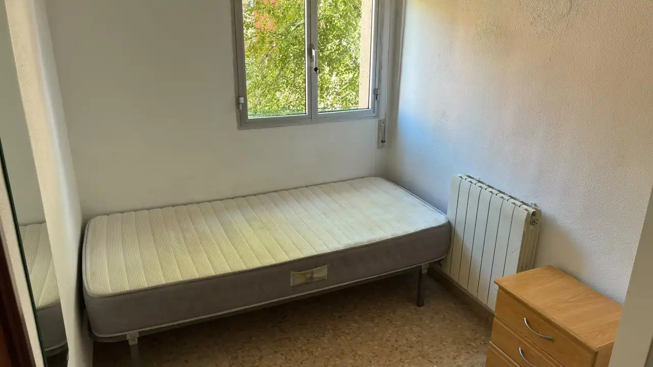 Habitación de Piso en venta en Fuencarral - El Pardo
