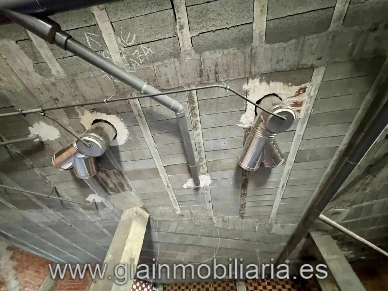 Local de alquiler en O Porriño  