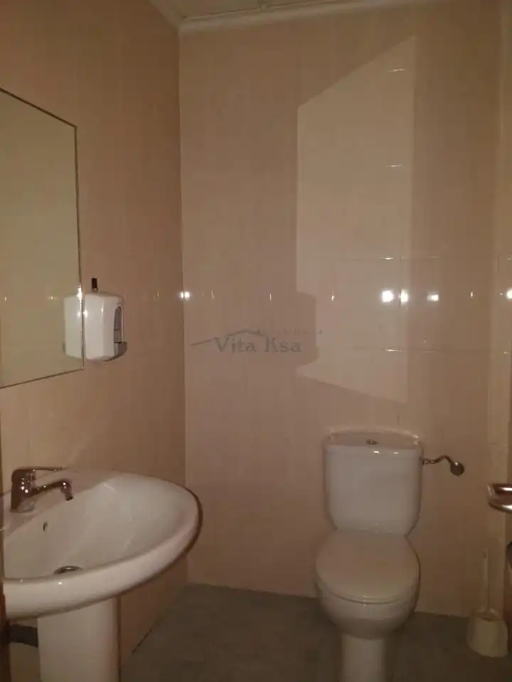 Badezimmer von Geschaftsraum zur Miete in Ourense Capital  mit Klimaanlage