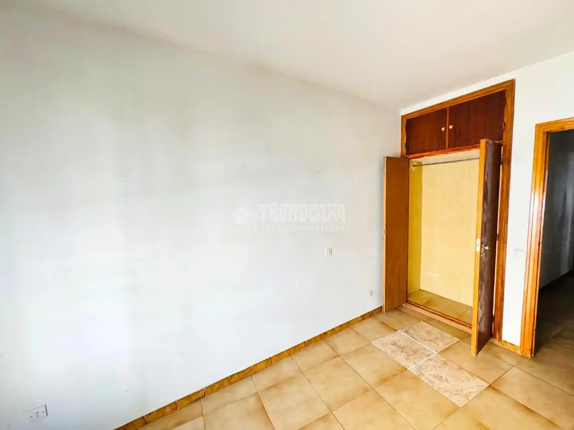Dormitori de Casa adosada en venda en El Real de San Vicente amb Calefacció i Terrassa
