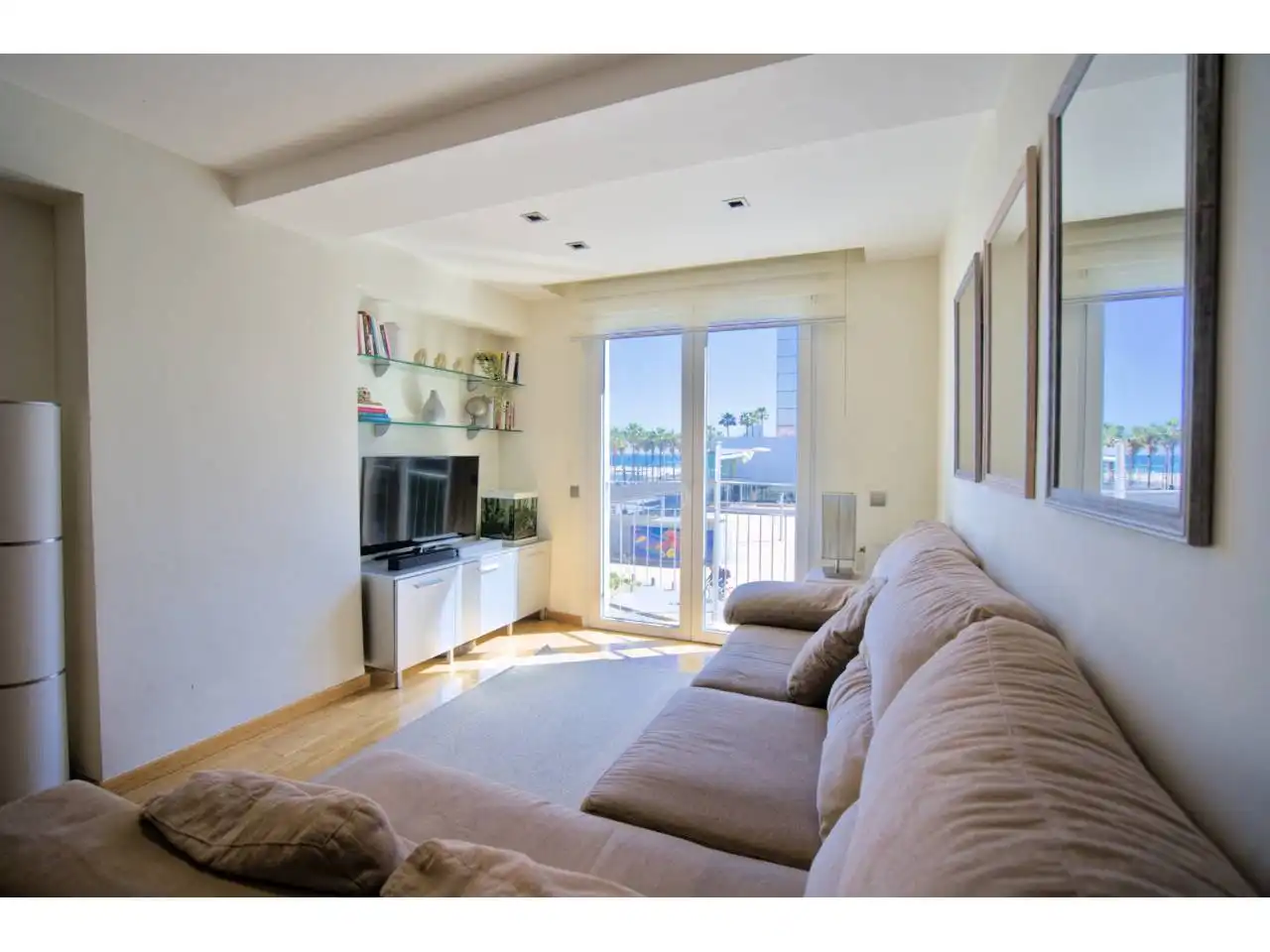 Sala de estar de Piso en venta en Barcelona con Aire acondicionado, Calefacción y Parquet