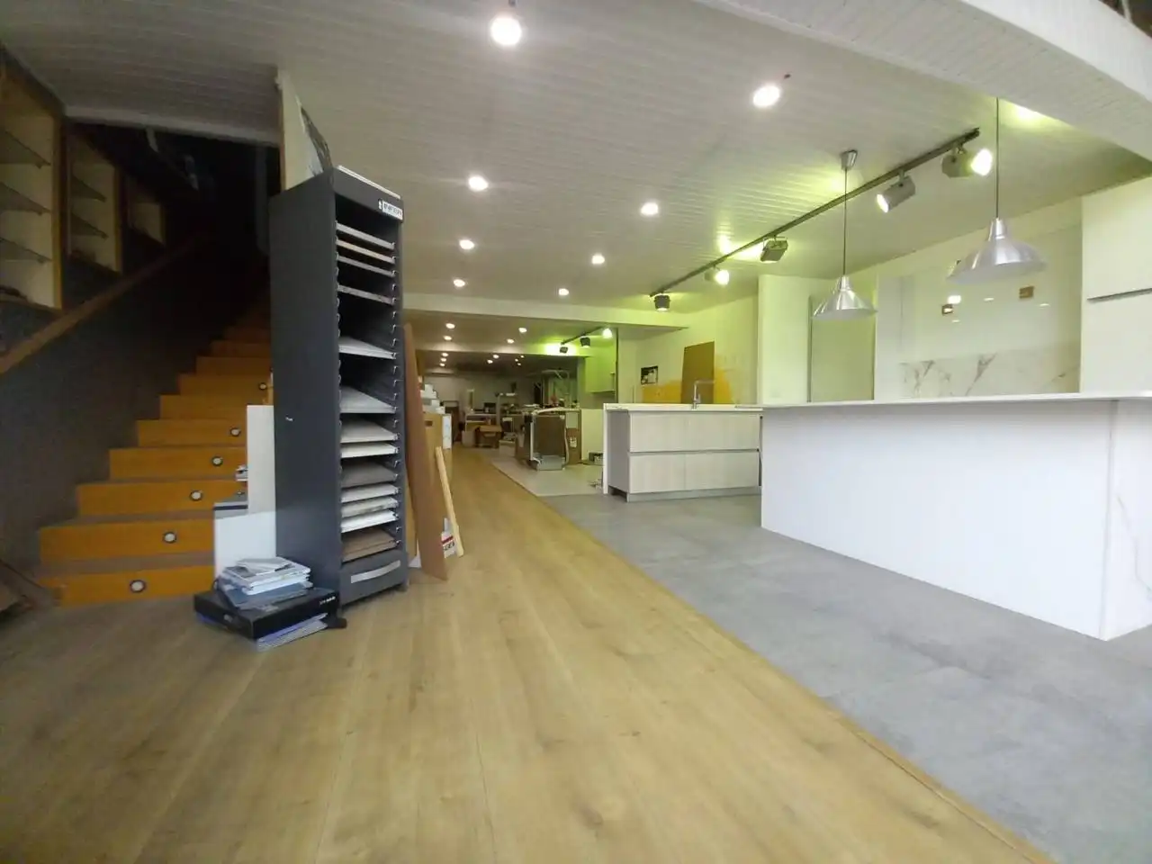 Local comercial en venda a Avenida LERIDA, imagen 3