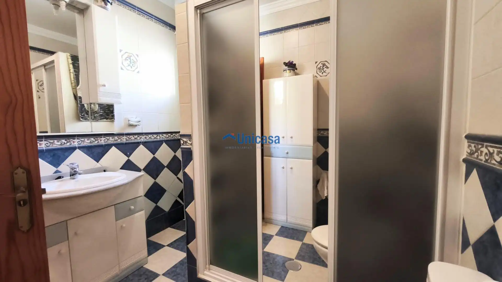 Bathroom of Houses for sale in Málaga