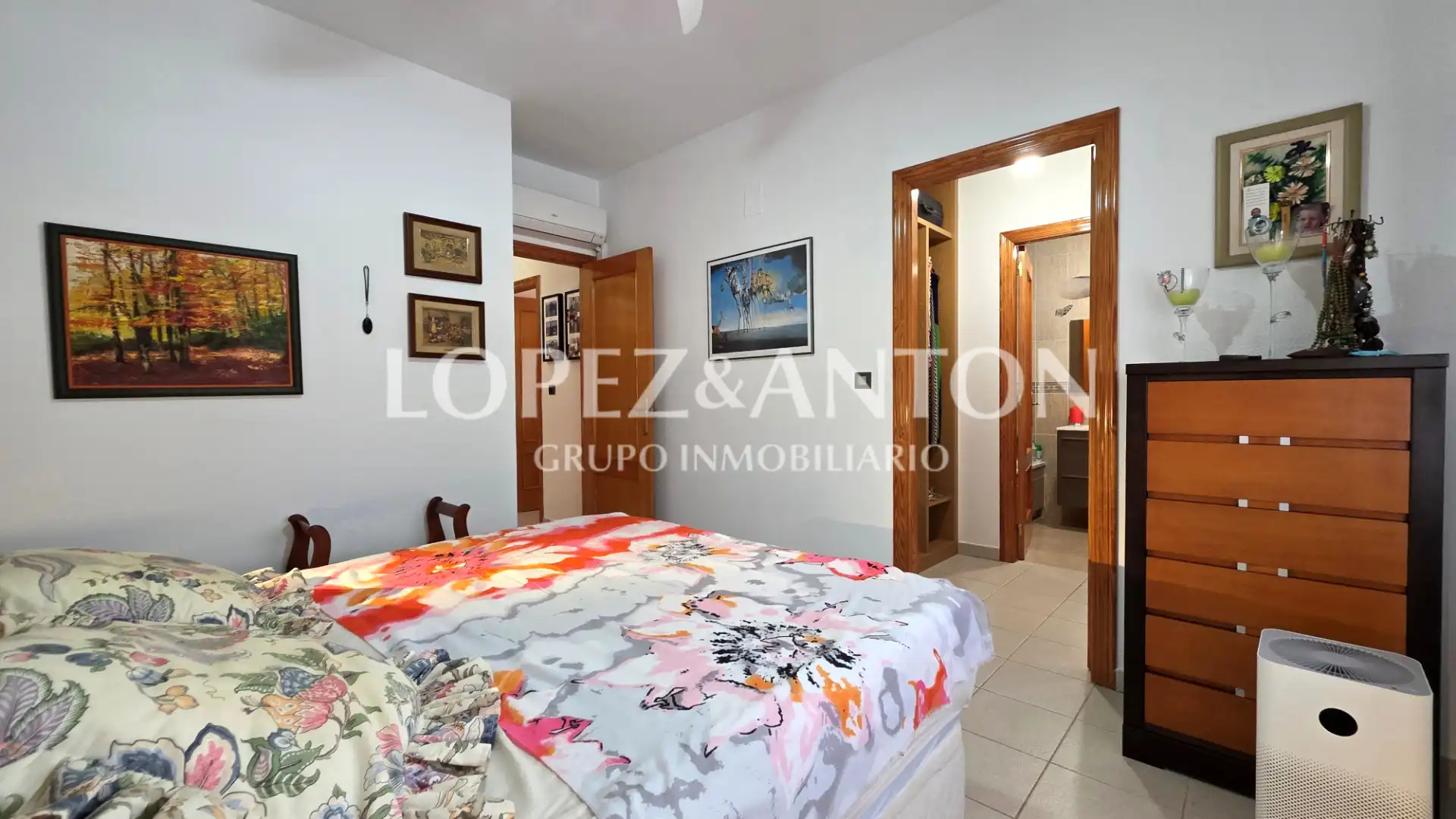 Dormitori de Casa o xalet en venda en L'Eliana amb Aire condicionat, Calefacció i Jardí privat