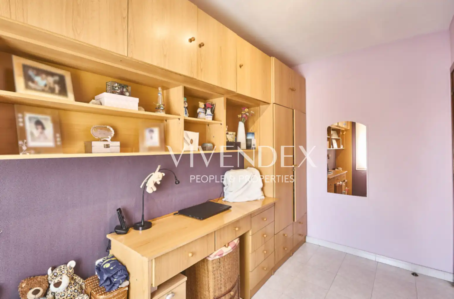 Habitación de Casa adosada en venta en Viladecans con Calefacción, Jardín privado y Terraza