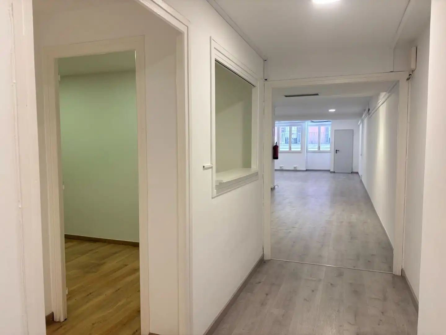 Office for rent in Barcelona  with Air Conditioner