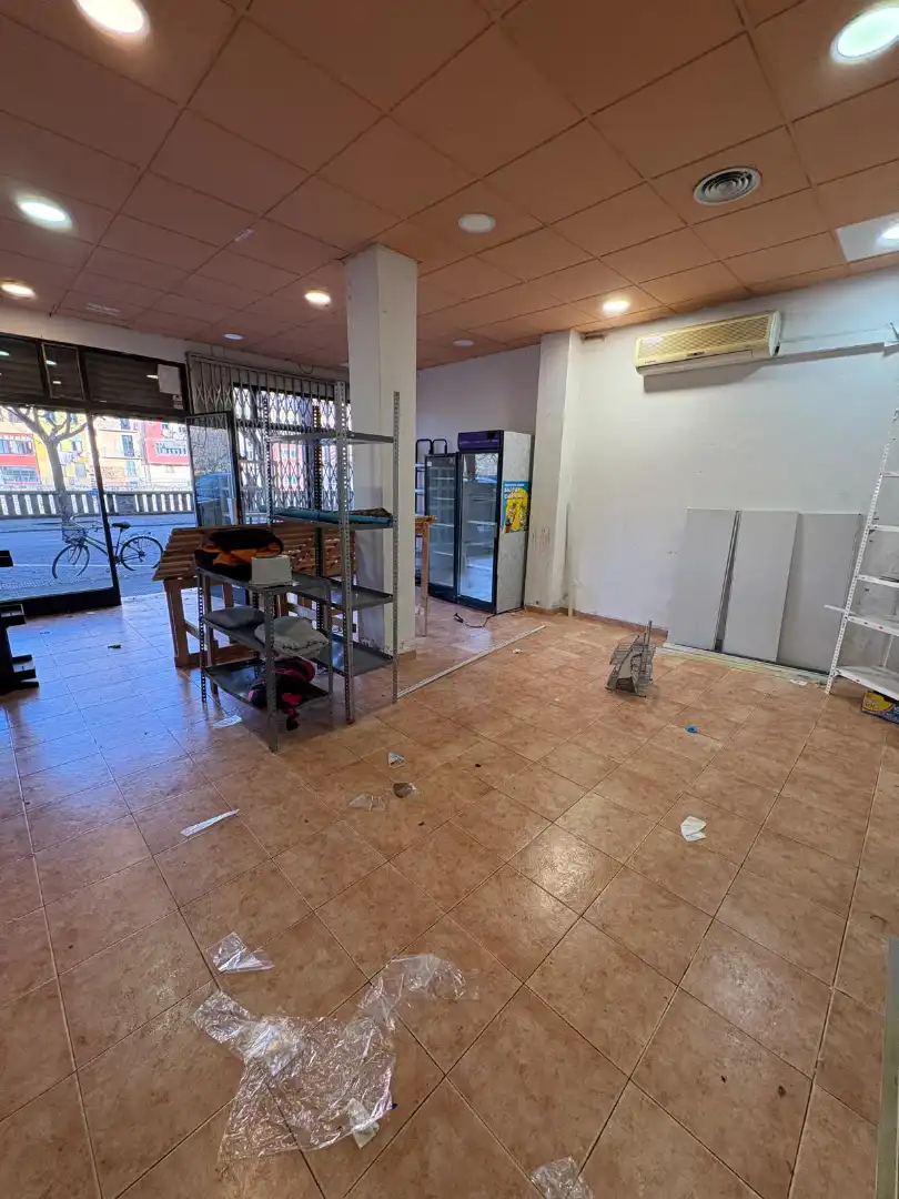 Business premises to rent in Passeig José Canalejas, imagen 6