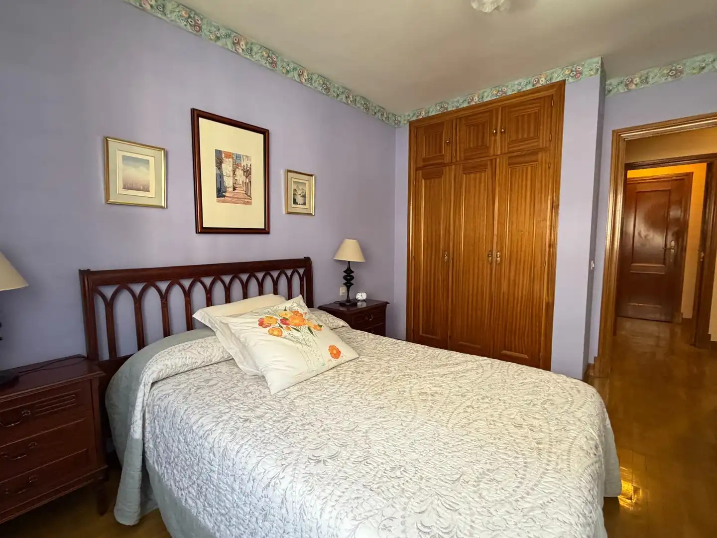 Dormitori de Pis de lloguer en Segovia amb Parquet, Terrassa i Moblat