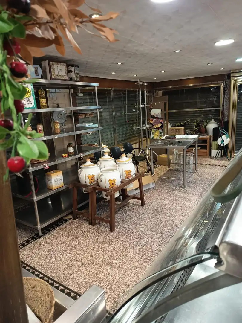Local comercial en venta en Poniente-Sur, imagen 4