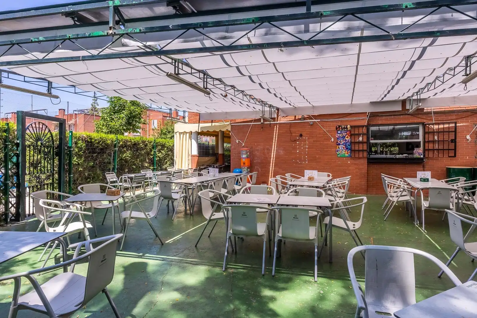 Terraza de Casa o chalet en venta en Sevilla con Aire acondicionado, Calefacción y Jardín privado