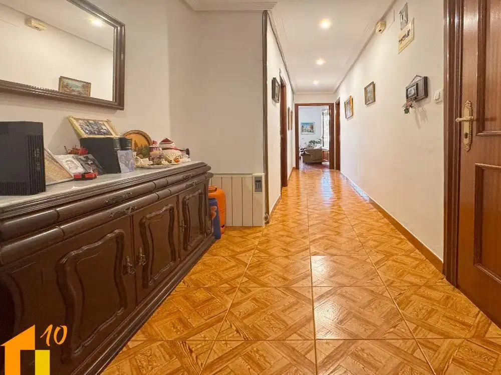 Piso en venta en Briviesca con Calefacción y Terraza
