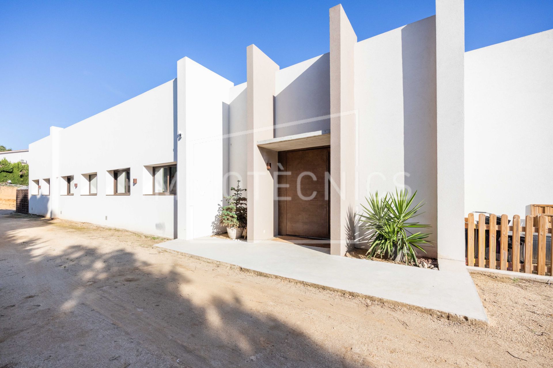 Vista exterior de Casa o xalet en venda en Vilanova del Vallès amb Aire condicionat, Calefacció i Terrassa
