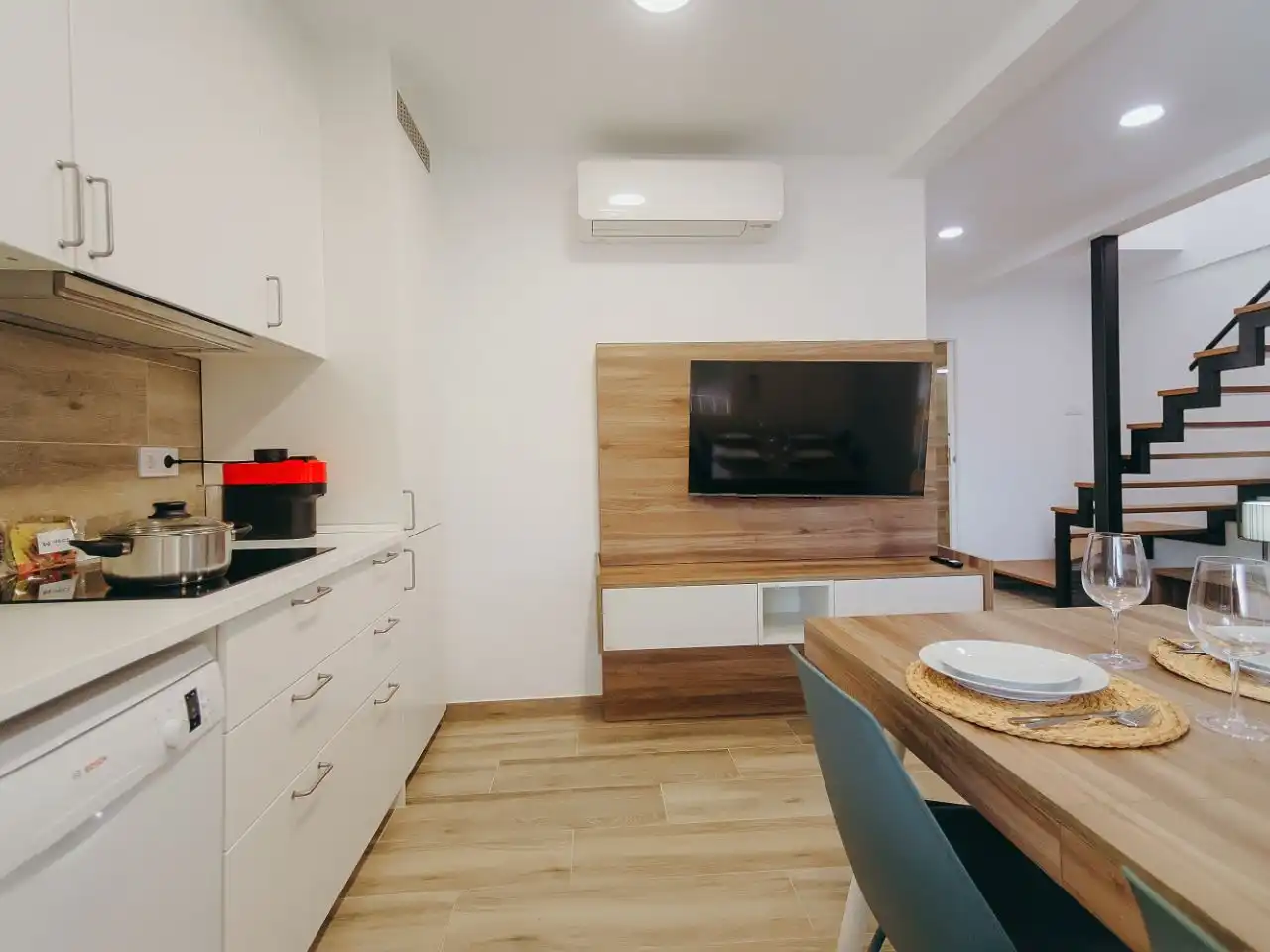 Küche von Wohnung zur Miete in Castell d'Aro, Platja d'Aro i s'Agaró mit Klimaanlage und Terrasse