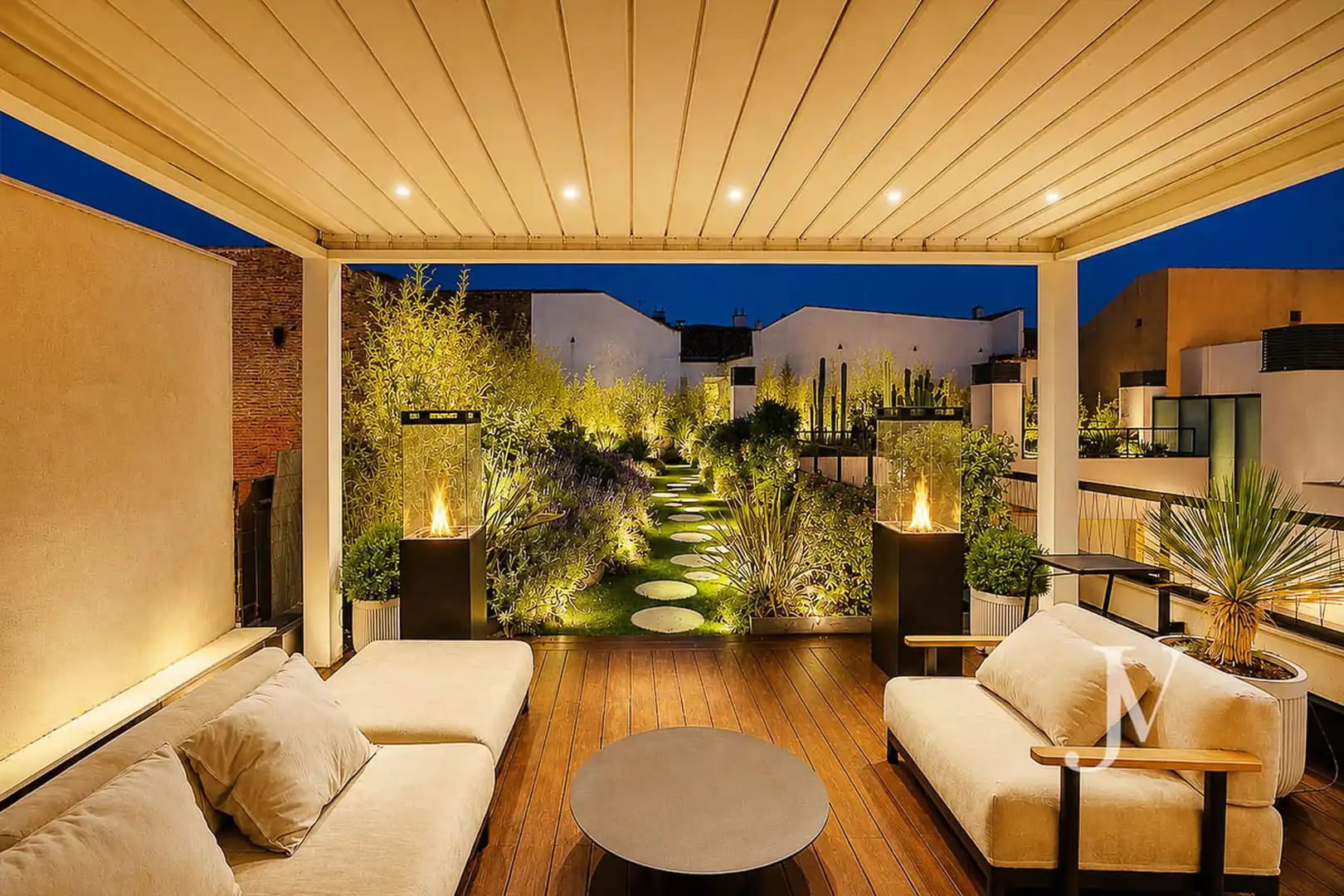 Terraza de Ático en venta en Madrid con Aire acondicionado, Calefacción y Jardín privado