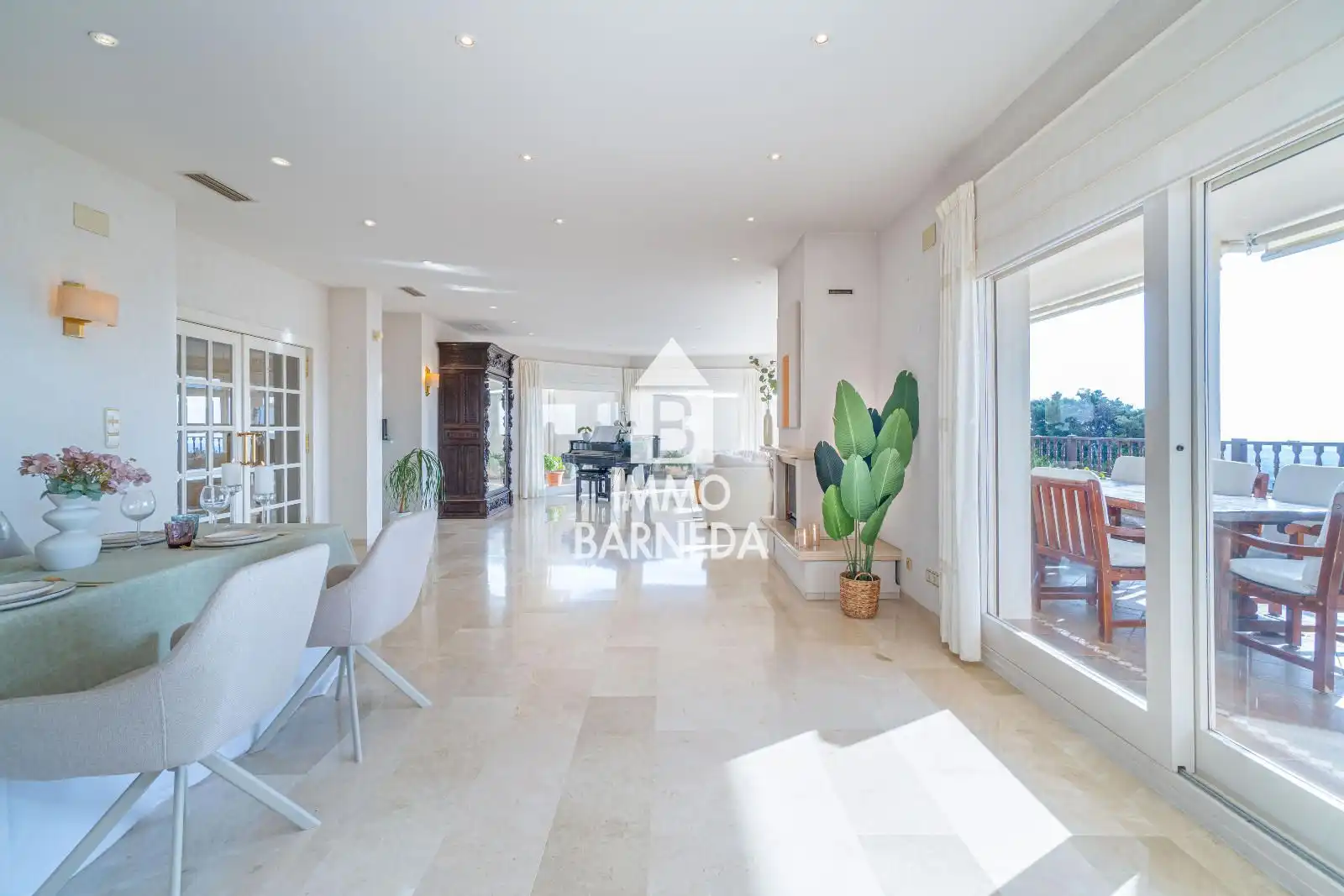 Sala de estar de Casa o chalet en venta en Pau con Aire acondicionado, Calefacción y Jardín privado