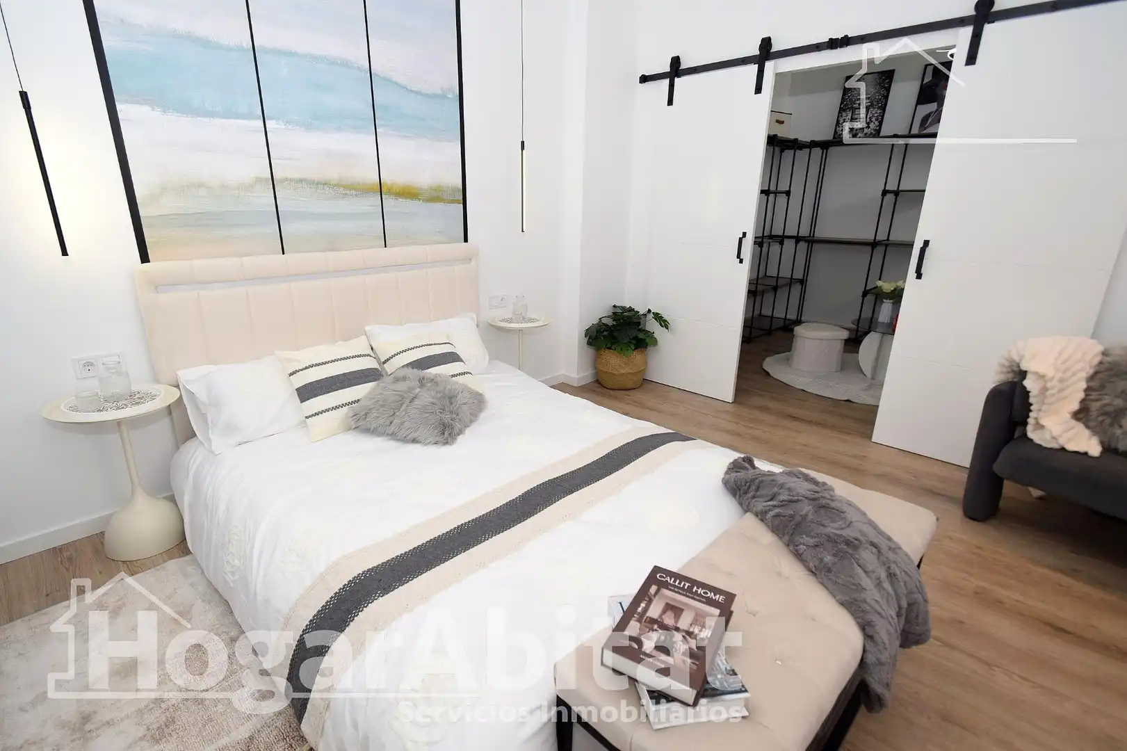 Bedroom of Attic for sale in Picassent  with Parquet flooring, Terrace and Furnished