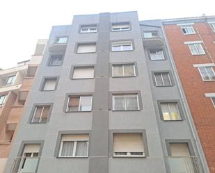 Exterior view of Flat for sale in Burgos Capital  with Heating, Terrace and Storage room