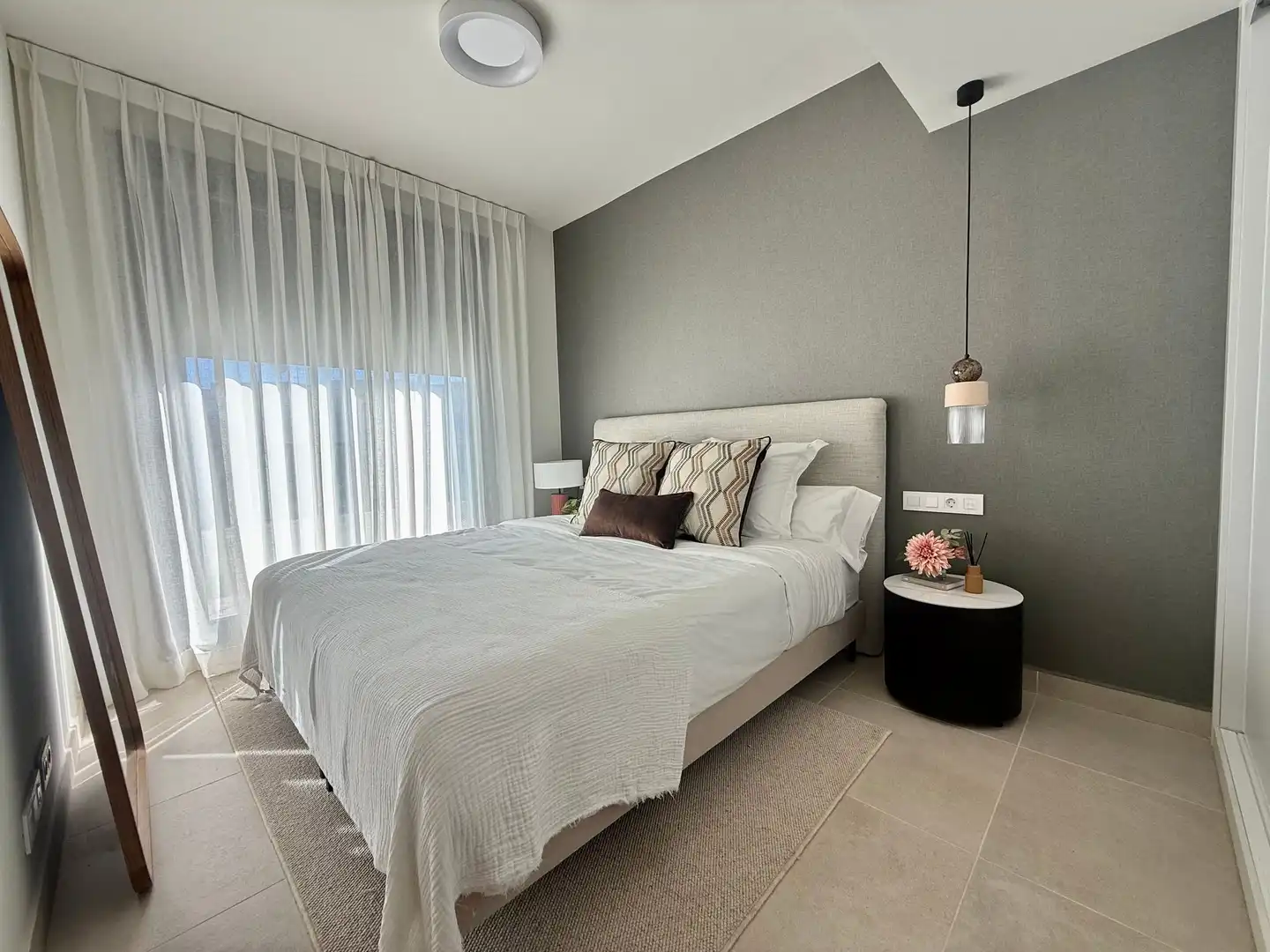 Bedroom of Houses for sale in Benalmádena