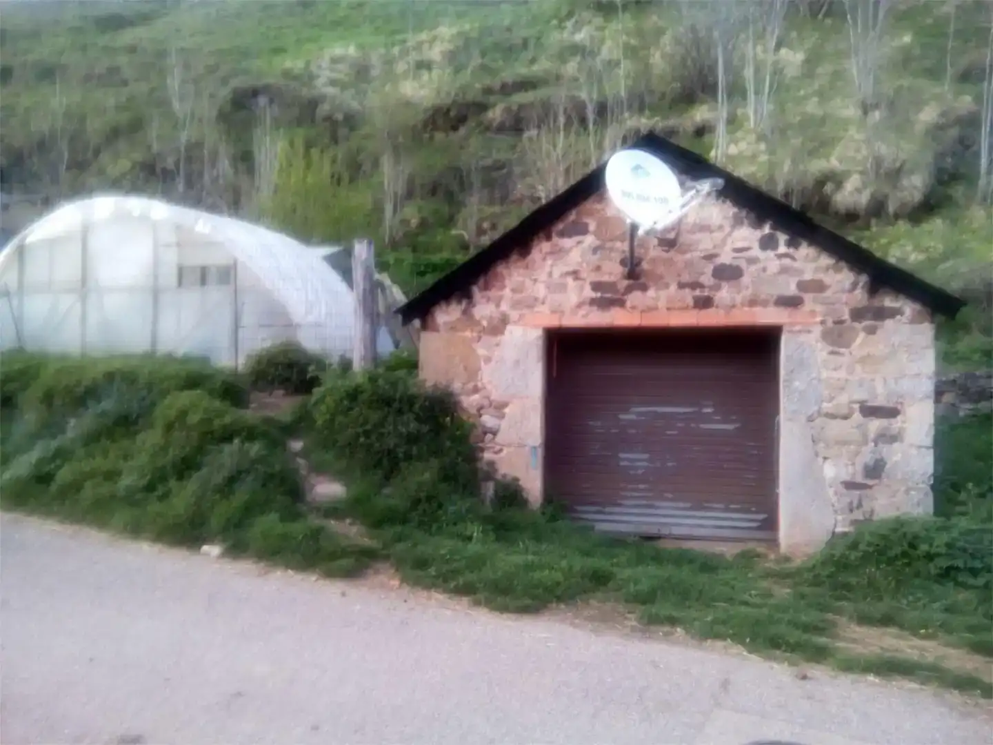 Vista exterior de Piso en venta en San Emiliano con Jardín privado, Parquet y Trastero