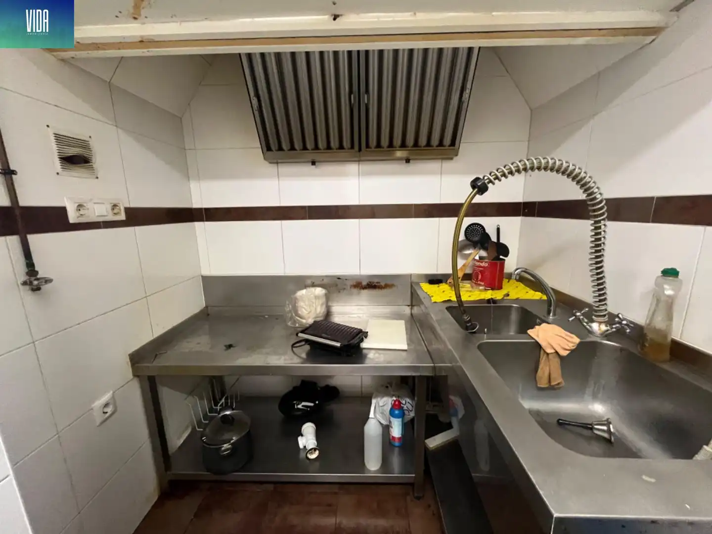 Local comercial en venda a Carrer SANT CRISTOFOL 12, imagen 12
