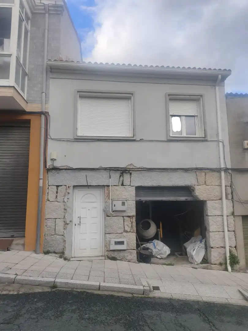 Vista exterior de Casa o chalet en venta en Ourense Capital  con Calefacción y Jardín privado