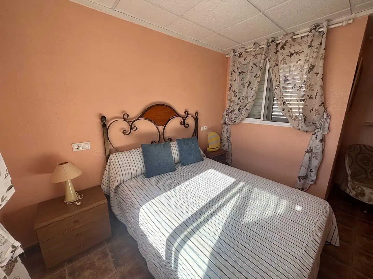 Habitación de Casa o chalet en venta en Torrevieja con Terraza y Piscina comunitaria