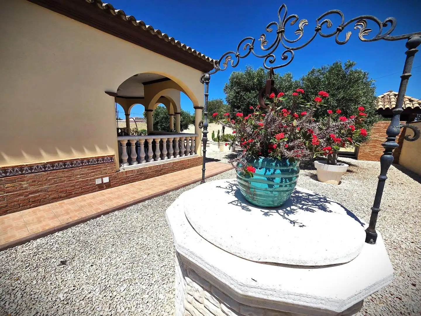 Terrassa de Casa o xalet en venda en Chiclana de la Frontera amb Jardí privat